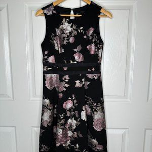 Leslie Fay Sleeveless Dress Size 4